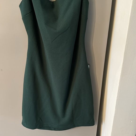 Nwt B.Darlin backless dress - Picture 3 of 8